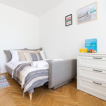 Rent Like Home - Pawia 36 Varsóvia Exterior foto